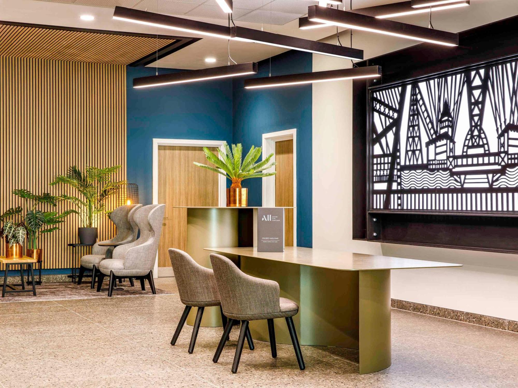Mercure Newport エクステリア 写真
