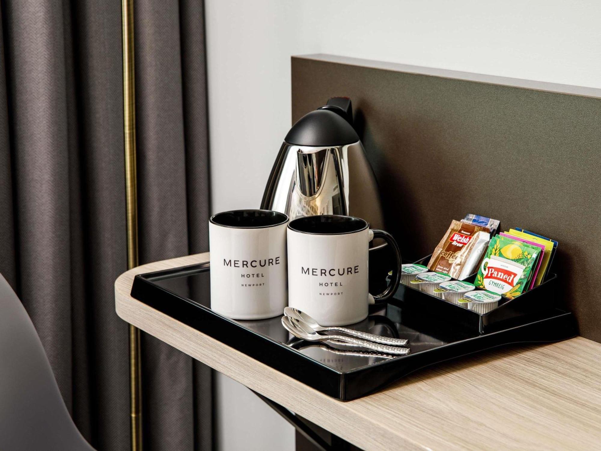Mercure Newport エクステリア 写真
